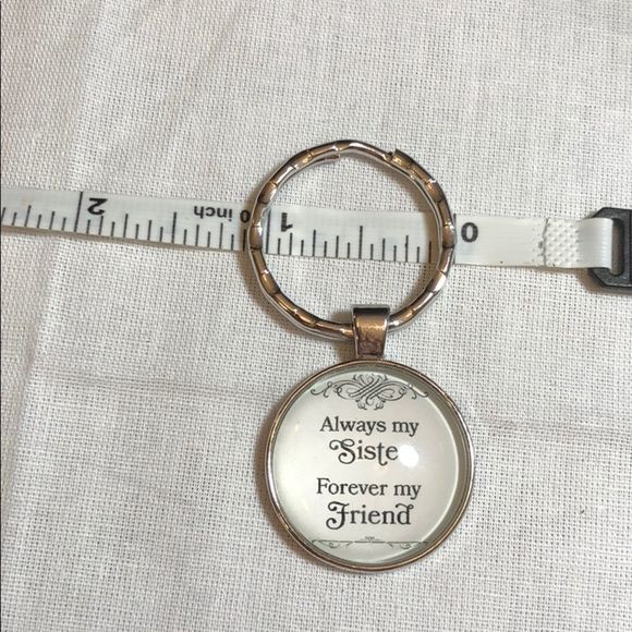 “Sister” keychain - Picture 4 of 6